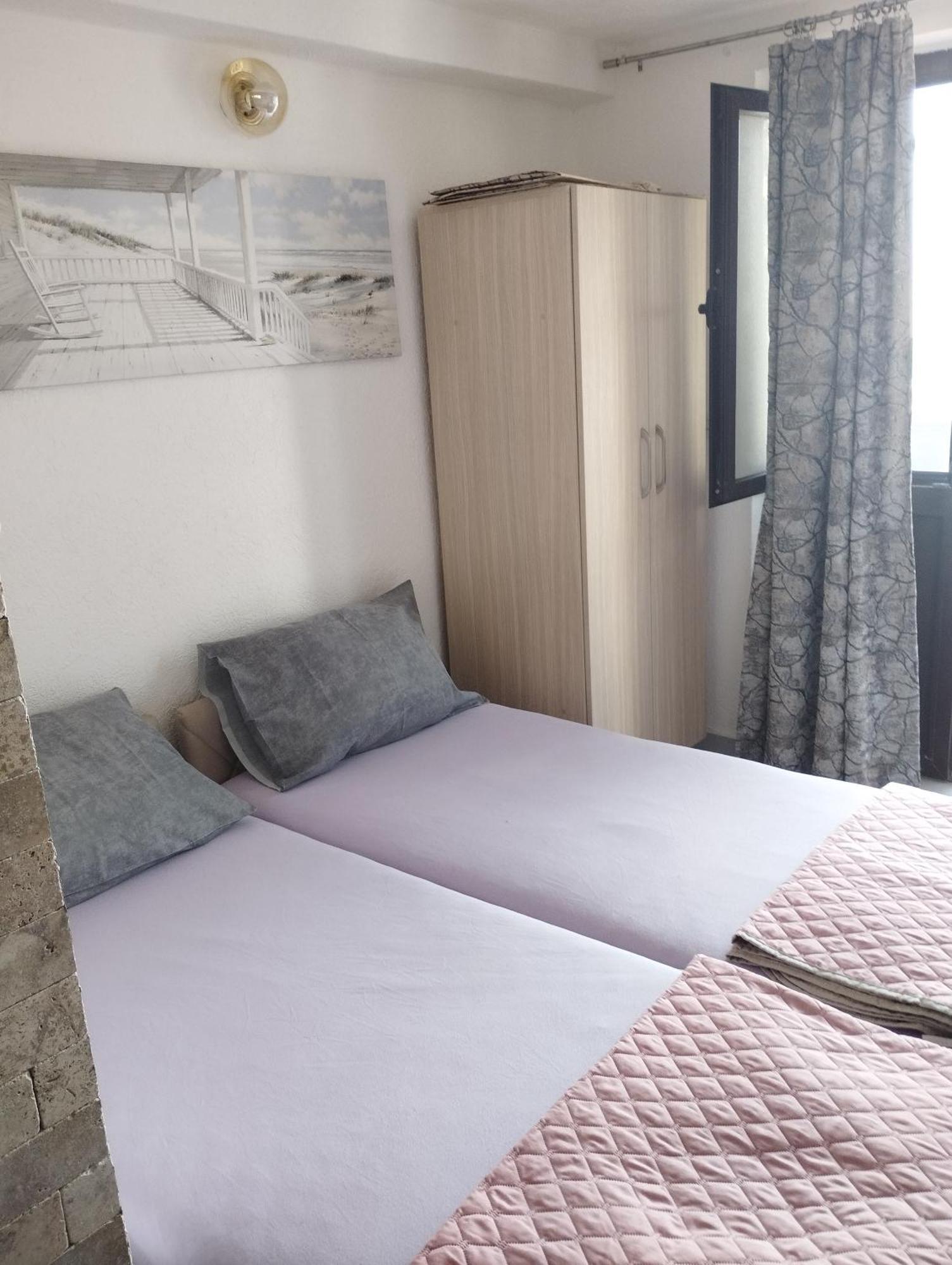 Sobica 2 Appartement Petrovac Buitenkant foto