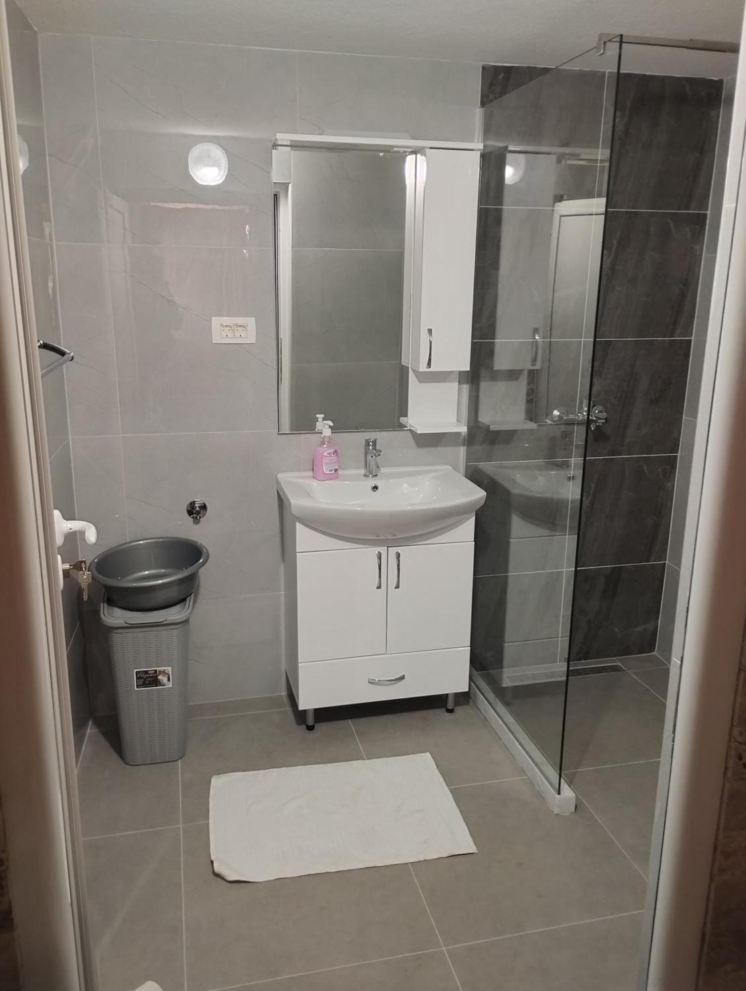 Sobica 2 Appartement Petrovac Buitenkant foto